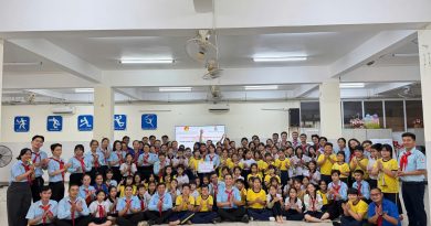 Học viên Chương trình đào tạo chức danh Tổng Phụ trách Đội Khóa D58 tham quan, học tập mô hình hoạt động Đội  tại Liên đội Trường Tiểu Học Cao Bá Quát