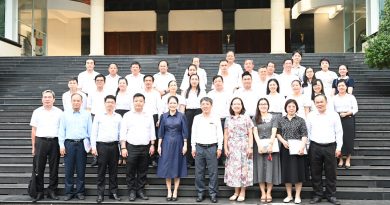 Ban Giám đốc Học viện Cán bộ Thành phố Hồ Chí Minh làm việc với tập thể viên chức, người lao động Trường Đoàn Lý Tự Trọng